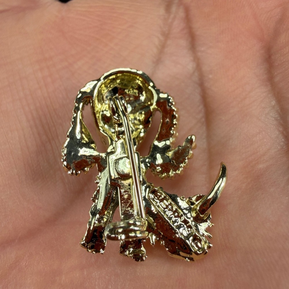 Gerrys Vintage Gold Tone Poodle Dog Brooch Green Rhinestone Eyes Collar 1 Inch - Picture 7 of 10